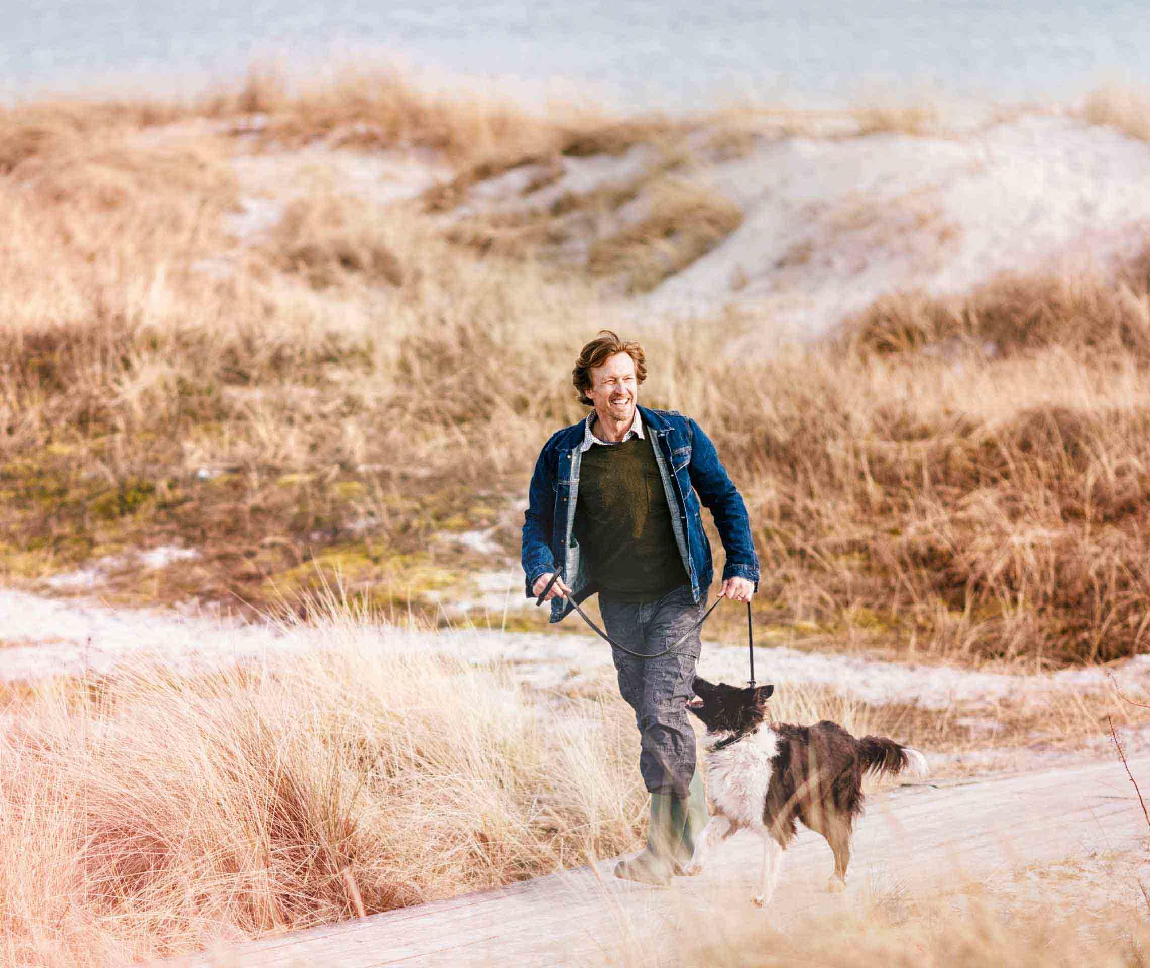 Mann mit Hund