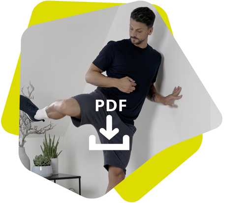 Sportler Andre macht eine Übung zur Hüftmobilisation vor