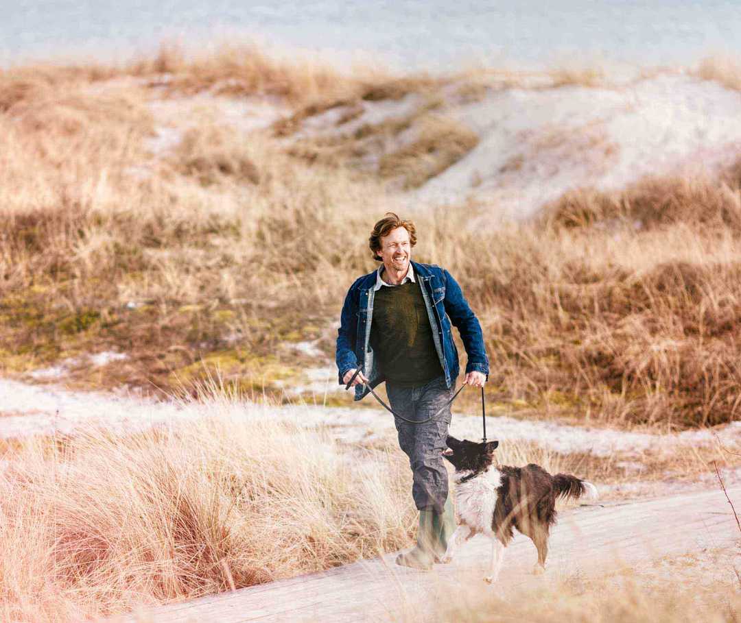 Mann mit Hund